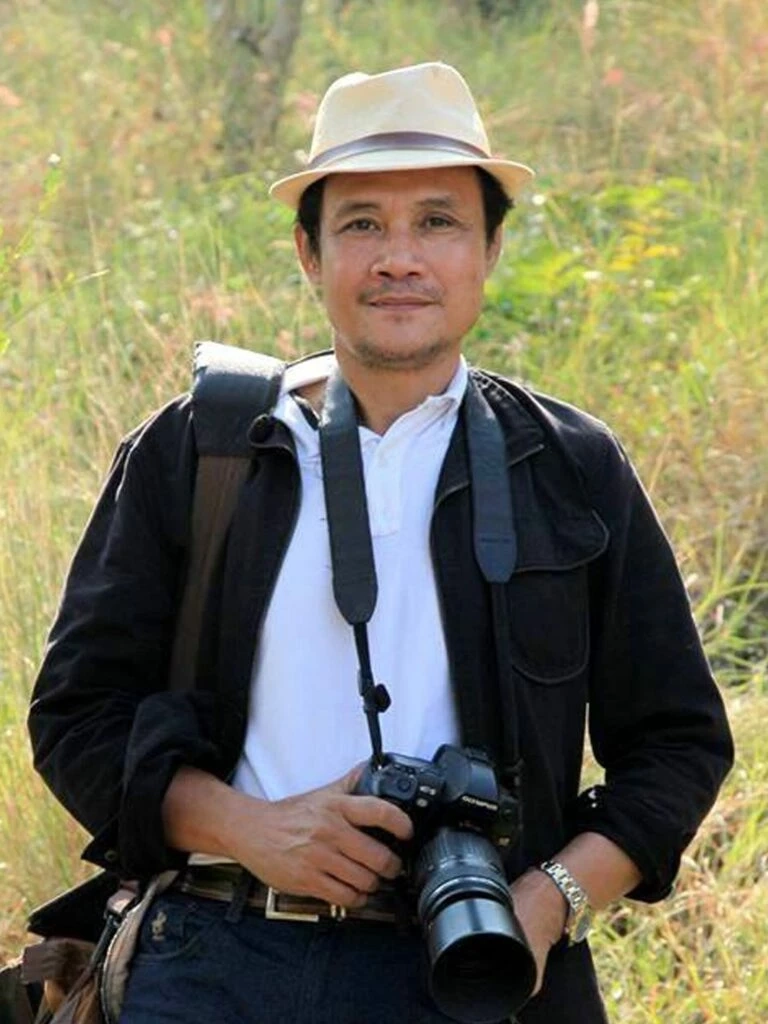 นายวิชชา ลุนาชัย (นามปากกา ประชาคม ลุนาชัย) 