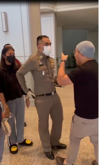 "ไฮโซลูกนัท" ฉุน ตร. ไม่ให้ขึ้นห้องอดีตรอง หน.พรรคหื่น