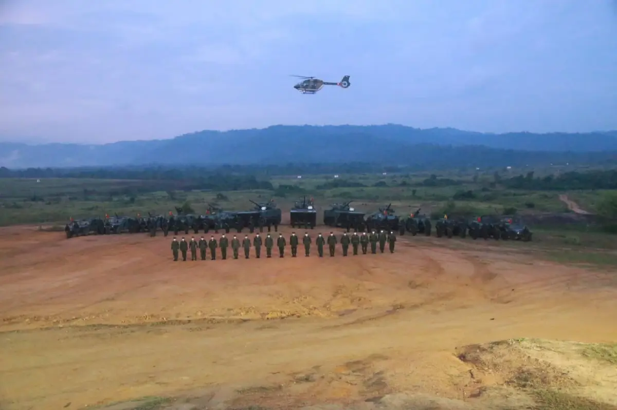 ยิงสนั่นหมื่นนัด ทร.ซ้อมรบกลางคืนยิงไฟแล่บ หลังเว้นมา 6 ปี 