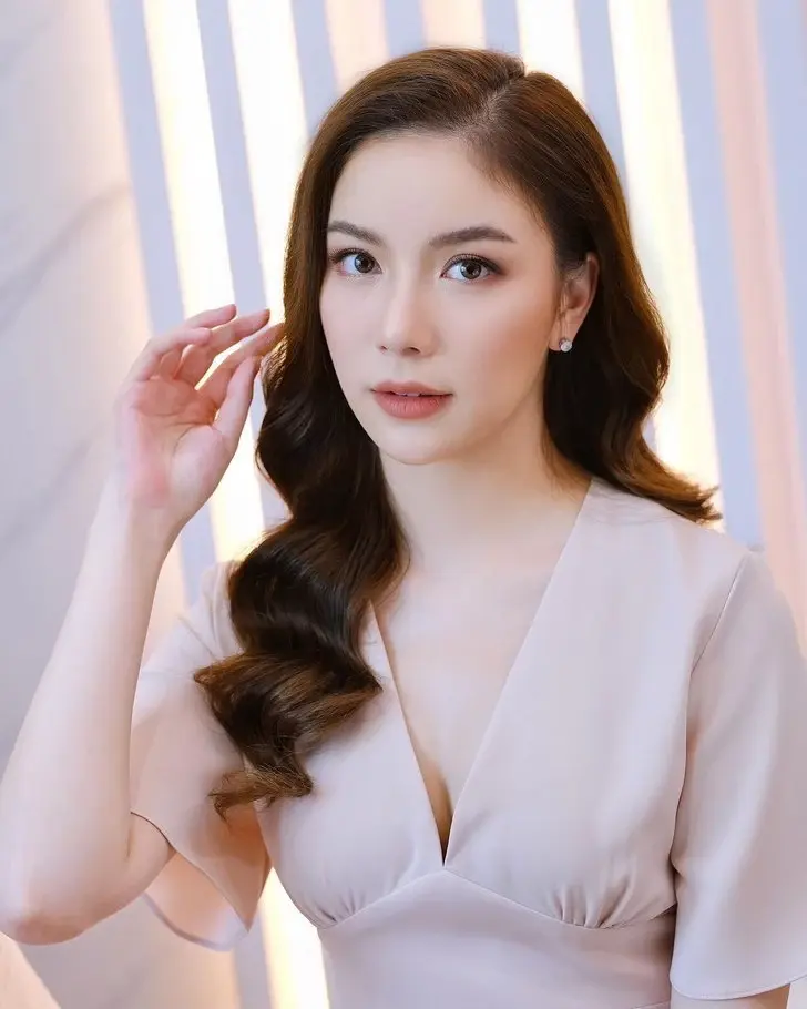 “มุก วรนิษฐ์”  ติดโควิด-19 เป็นผู้ป่วยสีเขียว รับการรักษาตัวเรียบร้อย