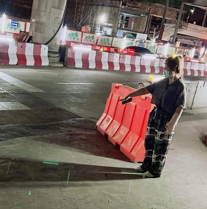 “ธรรมนัส” โดดช่วยเหยื่อคดีดาราขับรถชน ด้านชาวเน็ตแห่ถล่ม IG “ขุน ชานนท์” ยับ