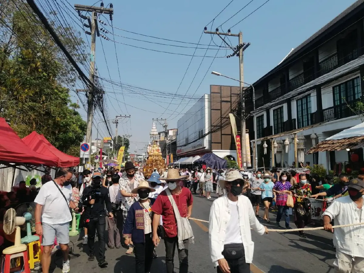 สรงน้ำพระพุทธสิหิงค์ “ปี๋ใหม่เมือง” 2565 คึกคัก