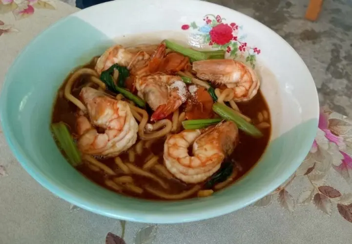 เจ้าของร้านแจงดราม่าอาหารแพง ถามกลับทำไมไม่สั่งราคาคนไทย?