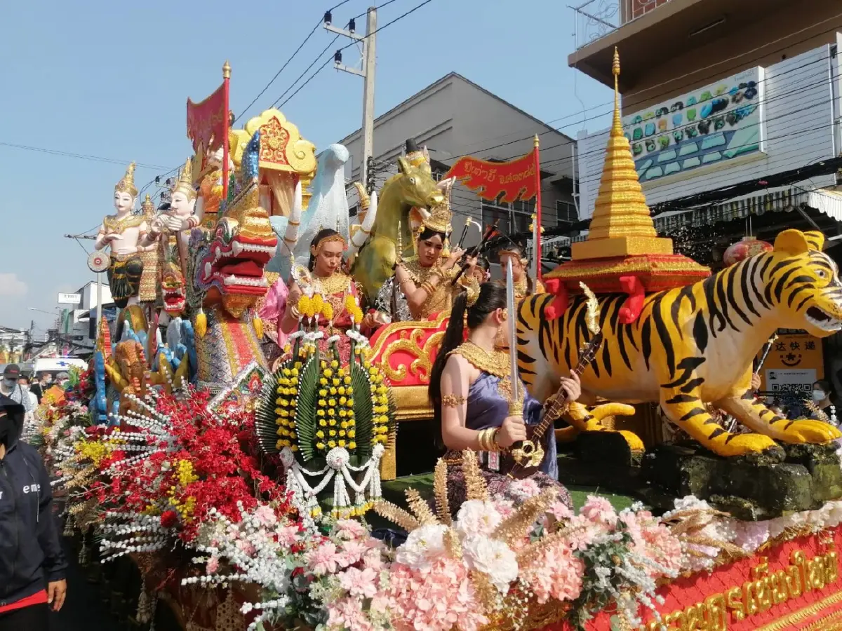 สรงน้ำพระพุทธสิหิงค์ “ปี๋ใหม่เมือง” 2565 คึกคัก