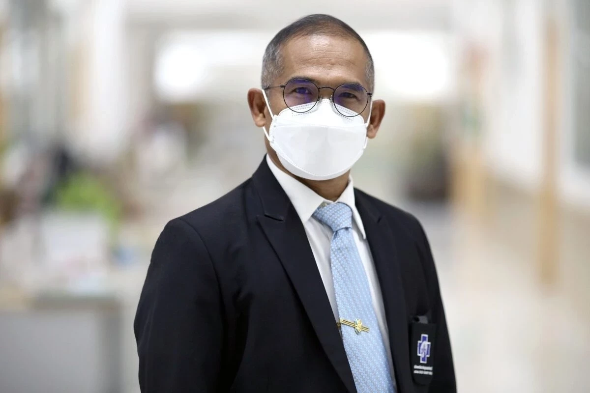 นพ.อภิชาติ รอดสม รองเลขาธิการสำนักงานหลักประกันสุขภาพแห่งชาติ (สปสช.) 