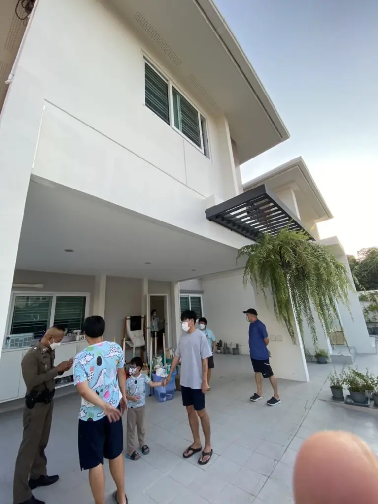 หนุ่มเศร้าพาครอบครัวไปเที่ยวสงกรานต์ กลับมาพบโดนงัดเซฟสูญ 10 ล้าน