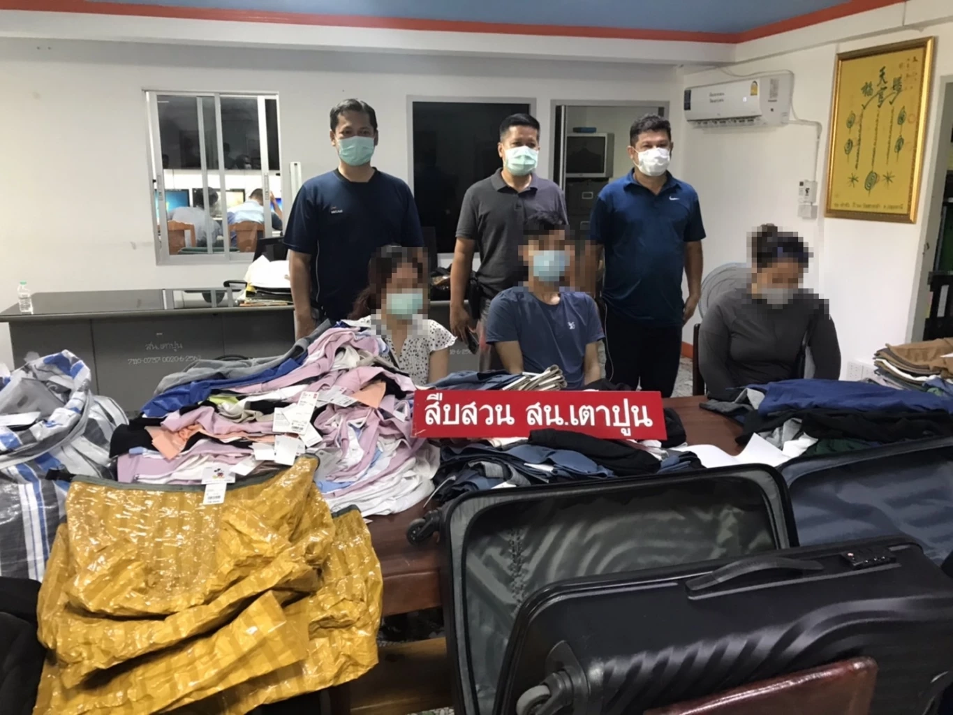 แก๊งเวียดนาม ตระเวนกรุงฯ ฉกเสื้อผ้ายูนิโคล่ ส่งขายต่อบ้านเกิด