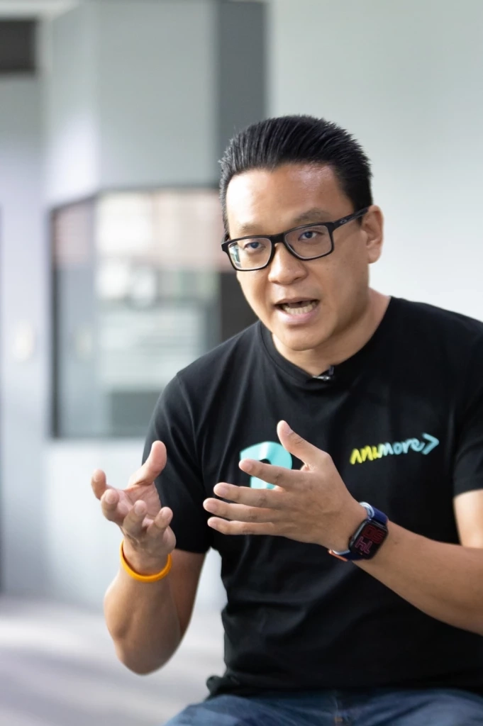 สกลธี เร่งหาเสียงให้คนกรุงเห็นศักยภาพ ปลื้มสโลแกน “ทำทันธี” ถูกใจโซเชียล