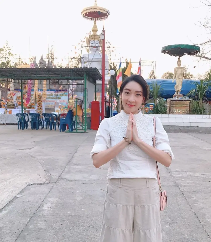 ดง น.ส.เฟี้ยวฟ้าว สุดสวิงริงโก้ หรือ อิม นักแสดงสาวชื่อดัง