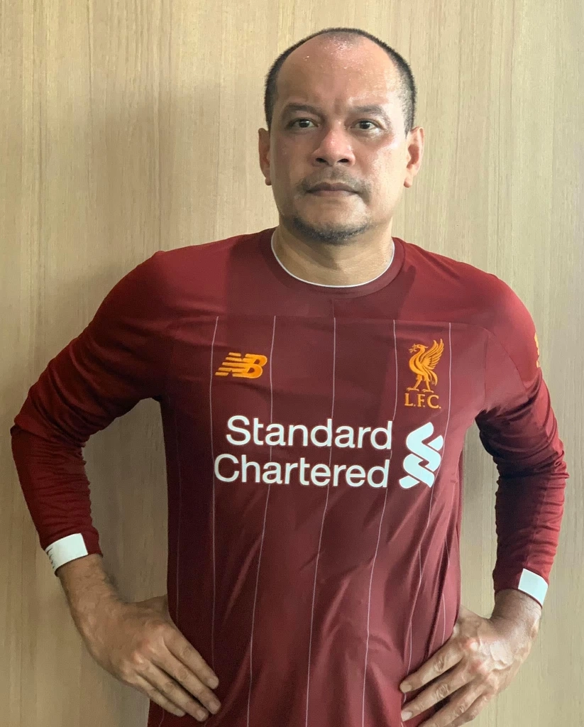 เต้น ณัฐวุฒิ ใสยเกื้อ แกนนำเครือข่ายไล่ประยุทธ์ (อ.ห.ต.) 