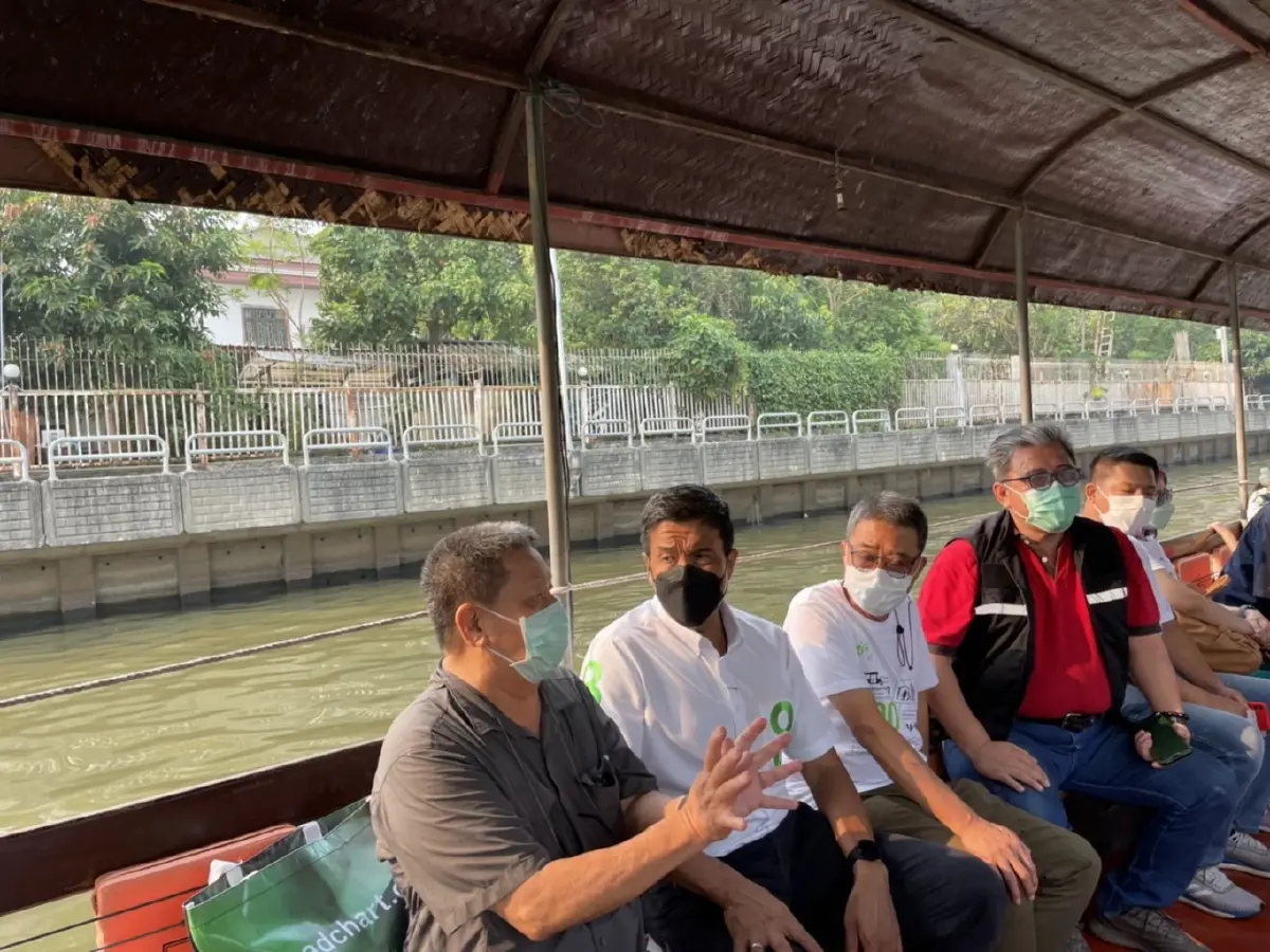 ช้ชชาติ  สิทธิพันธุ์  ผู้สมัครรับเลือกตั้งผู้ว่าฯกทม. หมายเลข8 สังกัดอิสระ