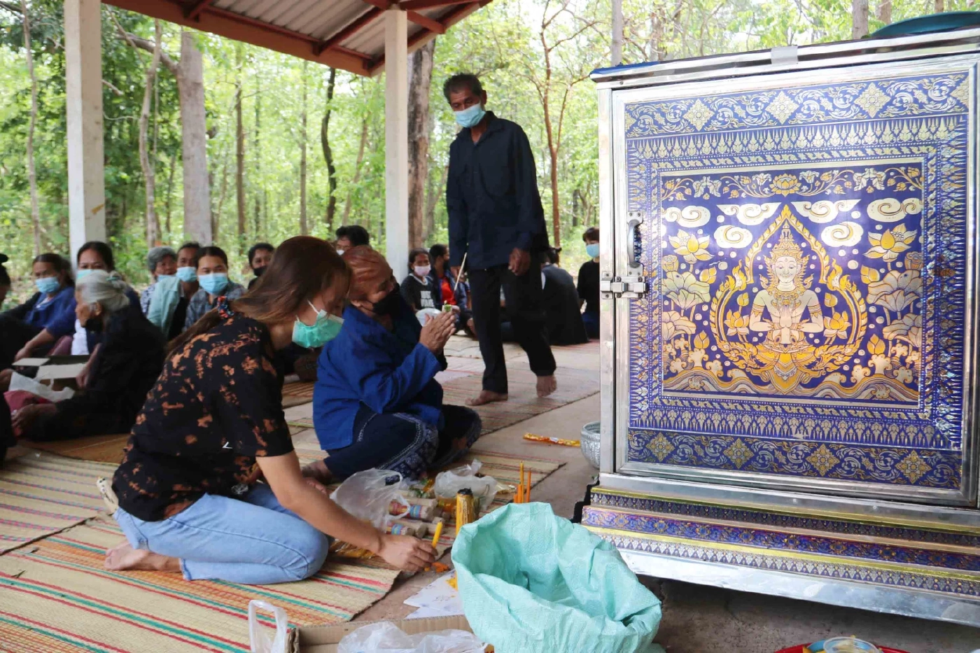 ปูพรมล่ามือยิงสองตายายร้านขายของชำ