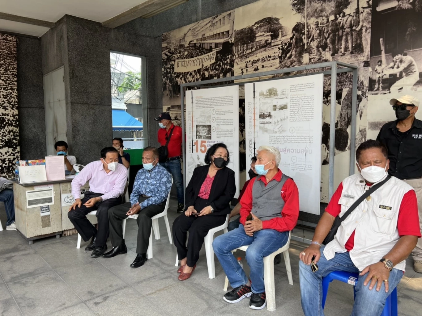 "เสื้อแดง" รำลึกเหตุล้อมปราบ 10 เมษาฯ 53 "ณัฐวุฒิ" ลั่นทวงคืนความเป็นธรรม