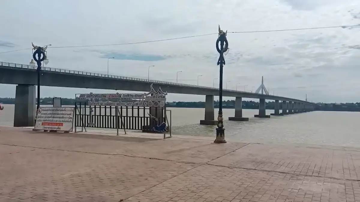 อุณหภูมิลดฮวบ ชาวมุกดาหาร รีบหาที่เสื้อกันหนาวใส่หน้าร้อนแทบไม่ทัน