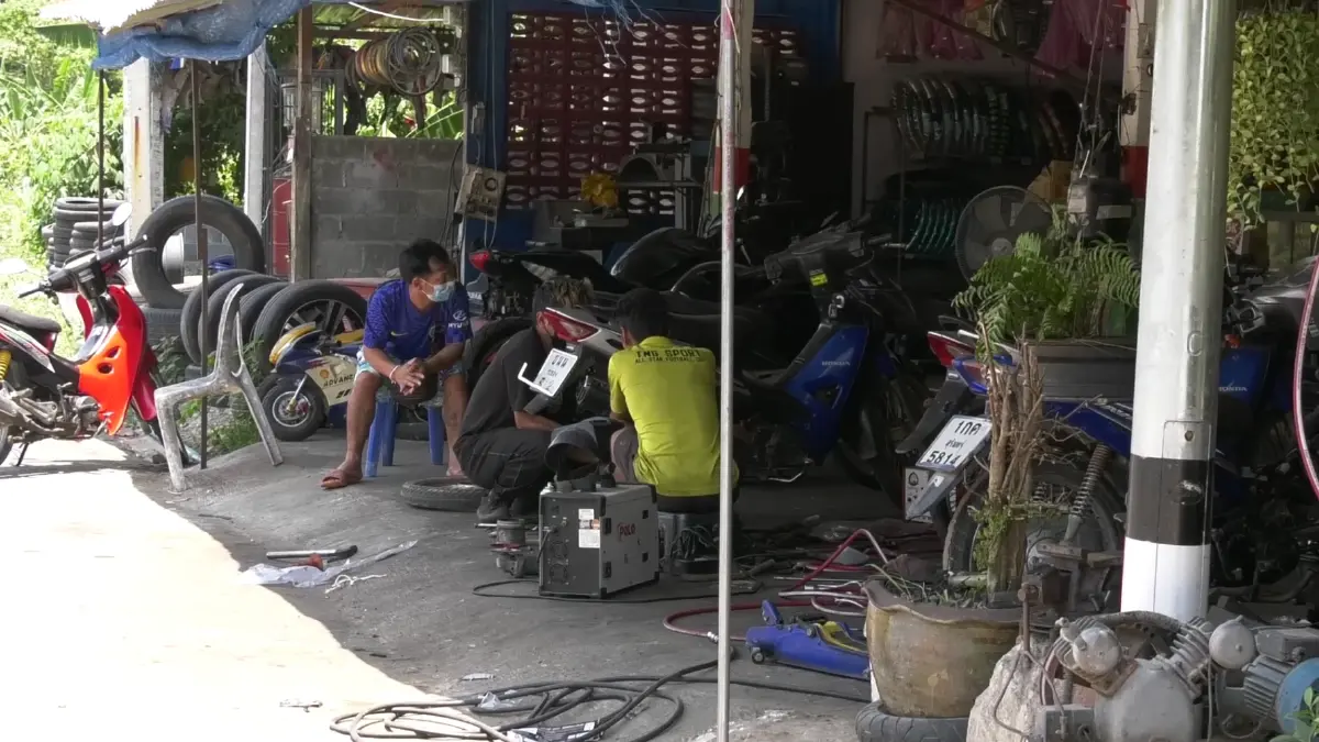 วงไฮโลป่วน เล่นเสียใช้ปืนจี้ชิงเงิน ลั่นกระสุนเฉียดหู