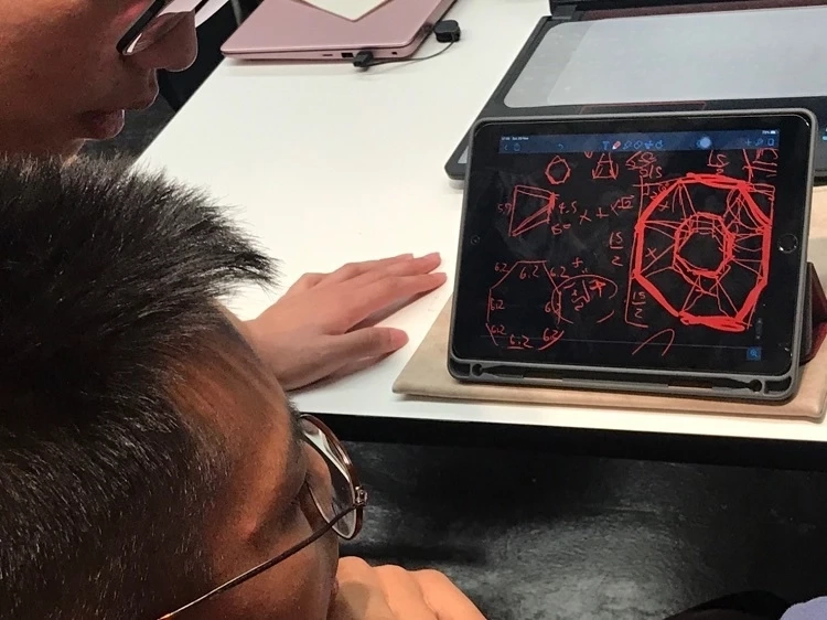 สาวกสุดปลื้ม 2 สาวสมาชิกวง BNK48 ได้ร่วมทริป Space Camp ที่ NASA