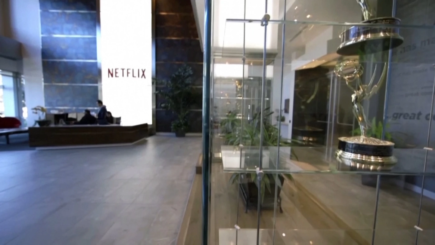 Netflix เสียลูกค้า-หุ้นดิ่ง ส่อขาลงวงการสตรีมมิ่ง