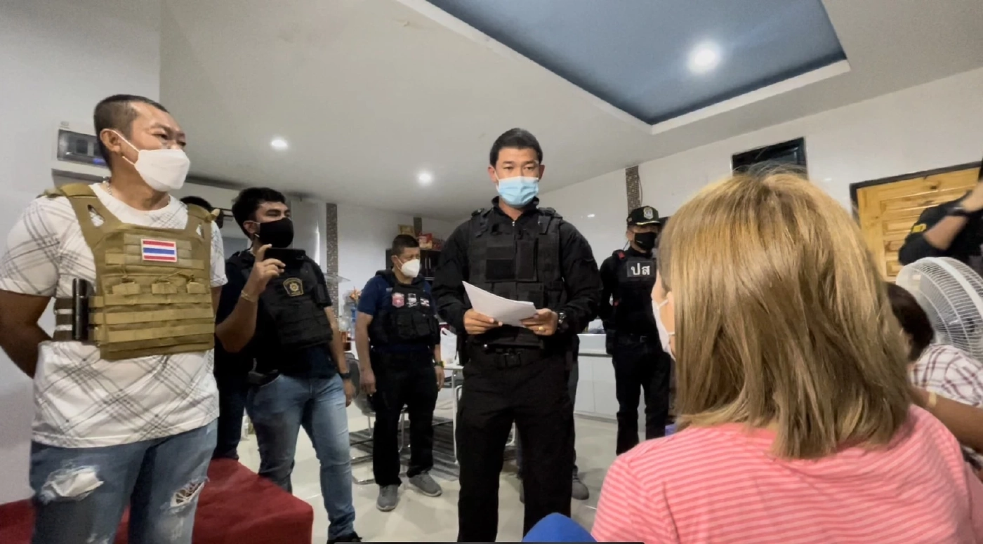 รวบผู้สั่งการเครือข่ายยาเสพติดรายใหญ่ภาคกลาง ขายเสื้อผ้าออนไลน์บังหน้า