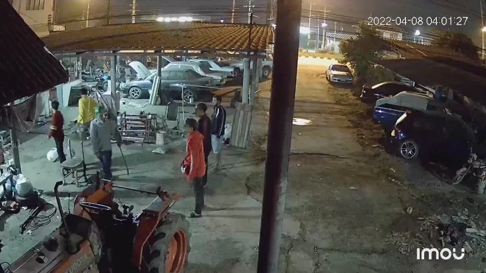 ผู้การเชียงใหม่สั่งล่าแก๊งโจ๋ก่อเหตุทำลายทรัพย์สินอู่รถ