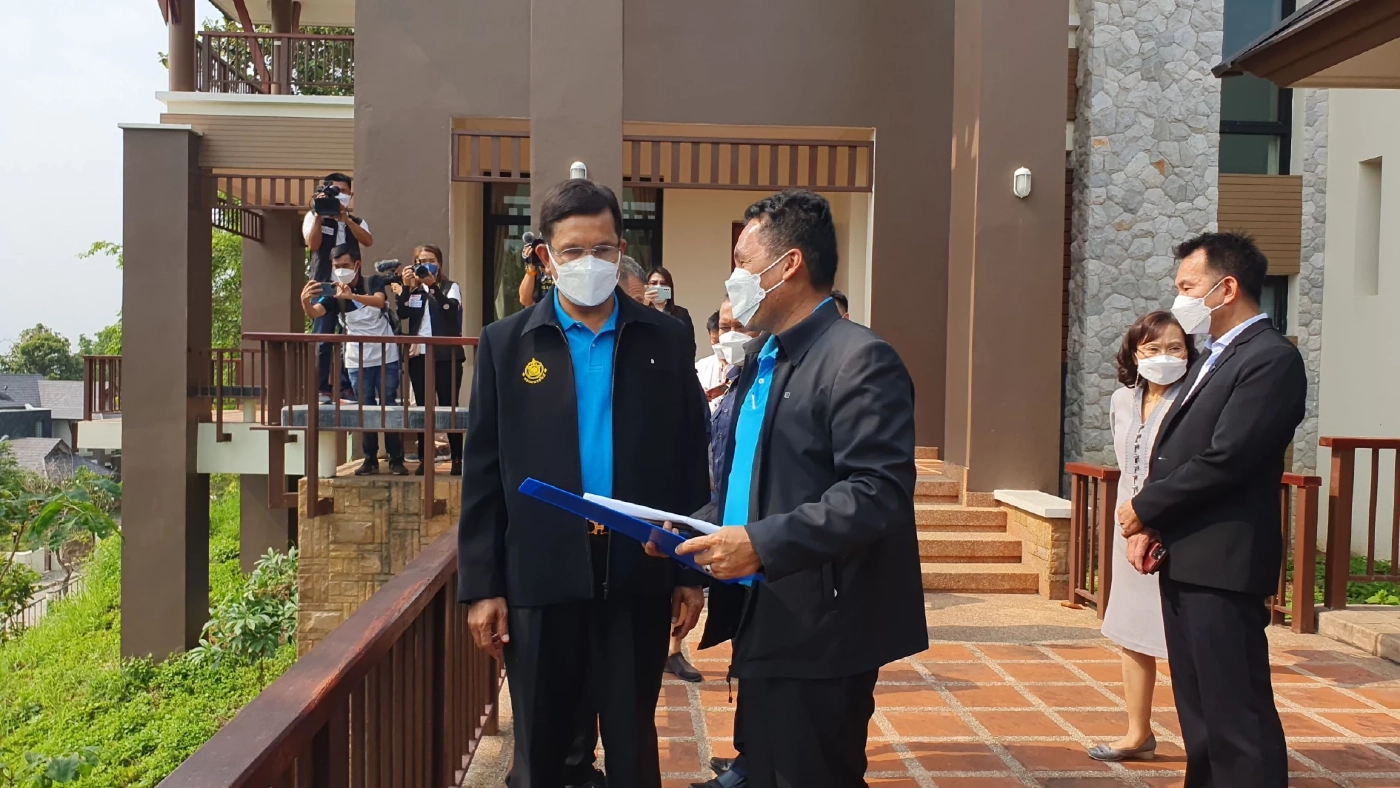 กรมธนารักษ์ตรวจรับบ้านพักข้าราชการศาลอุทธรณ์ภาค 5 หรือหมู่บ้านป่าแหว่ง