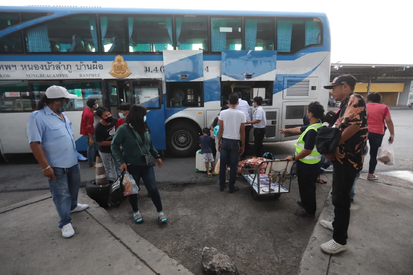 บขส.สาดความสุข ต้อนรับสงกรานต์ ซื้อตั๋ว บขส. ให้ส่วนลดทุกเส้นทาง 20%