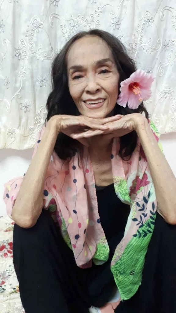 เปิดประวัติ “ติ๋ม เพ็ญพร” อดีตนางแบบดัง ชีวิตสุดพลิกผัน สูงสุดสู่จุดต่ำสุด