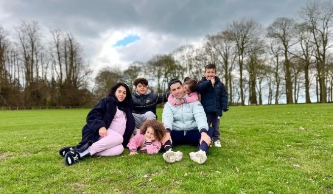 หัวใจพ่อสลาย คริสเตียโน โรนัลโด โพสต์สุดเศร้า ลูกชายฝาแฝด เสียชีวิต