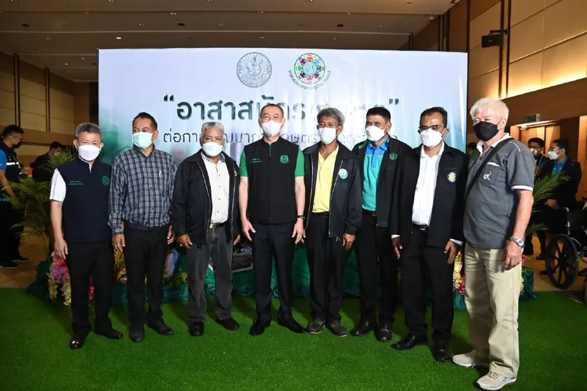 อาสาสมัครเกษตรหมู่บ้าน มีจำนวน 75,095 ราย กระจายอยู่ในทุกชุมชนทั่วประเทศ