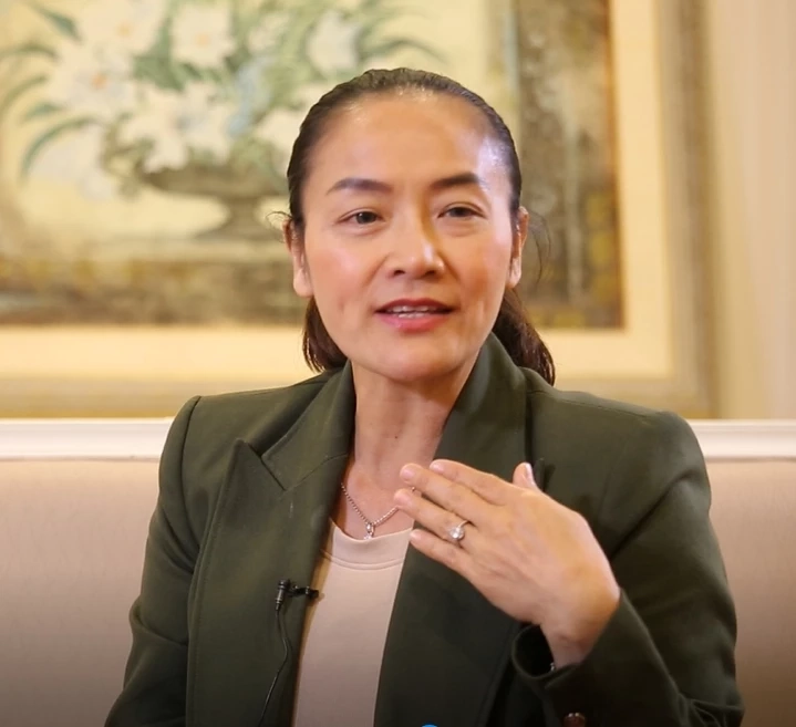 มัลลิกา บุญมีตระกูล  มหาสุข  ที่ปรึกษารมว.พาณิชย์  (จุรินทร์  ลักษณวิศิษฎ์) 