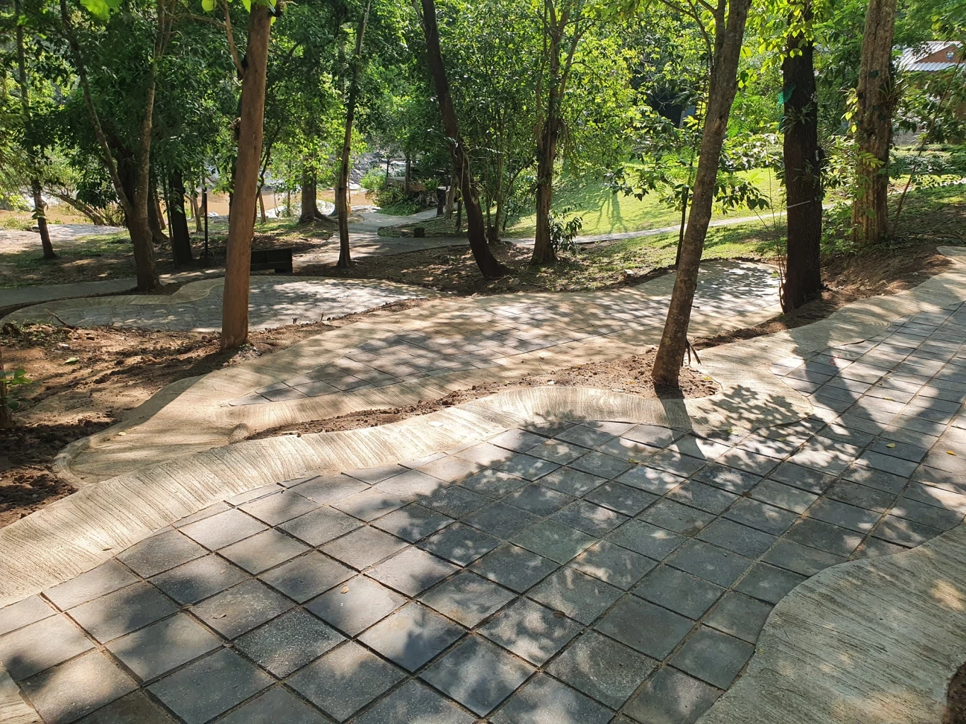 “กาแฟเขาช่อง” มอบถนนสีเขียว ที่สร้างจากบรรจุภัณฑ์กาแฟเขาช่องและขยะพลาสติก สร้างสรรค์ประโยชน์ต่อประเทศอย่างยั่งยืน