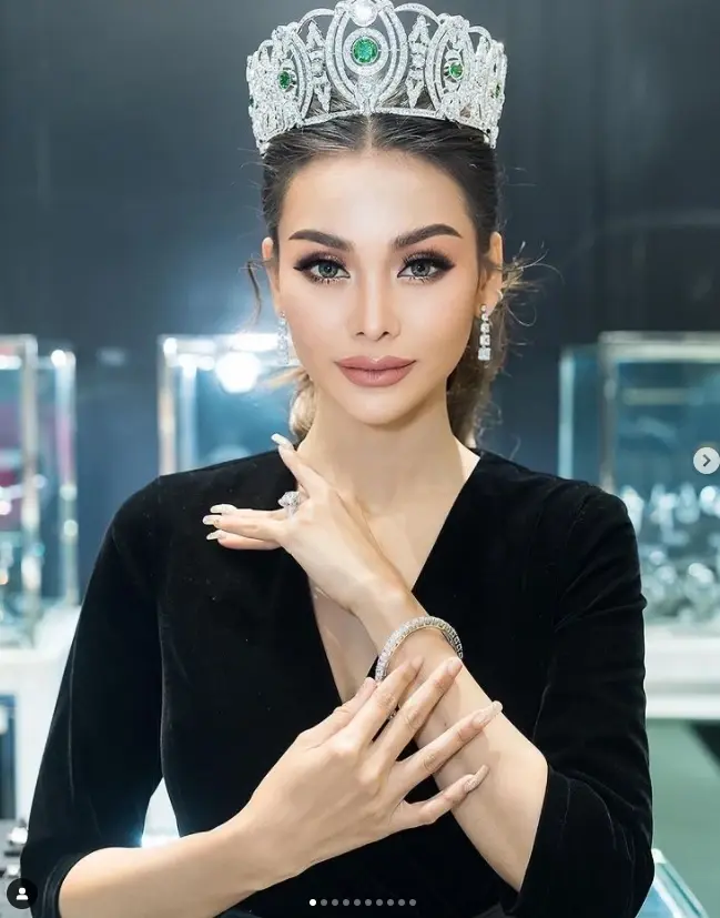 มิสแกรนด์เดือด ! ชูป้ายคอลเอาท์ทวงสัญญารบ.  พร้อมมิติใหม่ผุดคู่จิ้นนางงาม