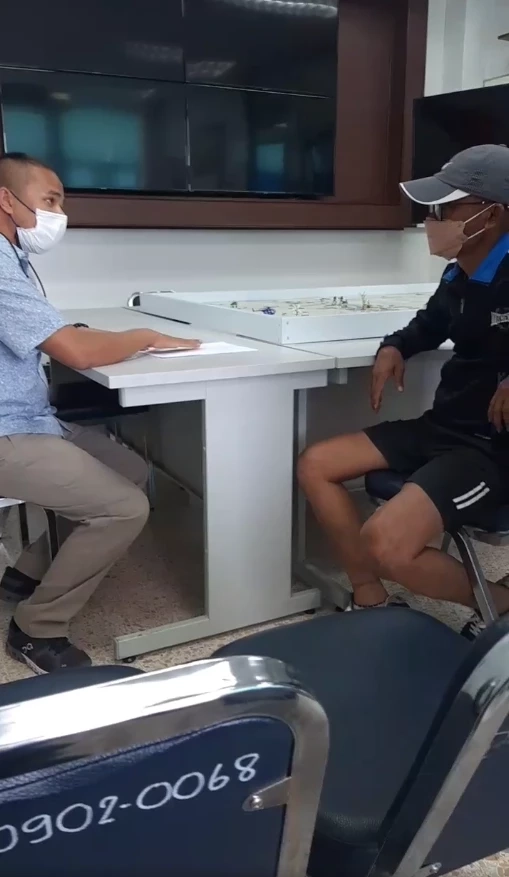 ด่วน! "เพชร ทะลุแก๊ส" มอบตัวตำรวจคดีขว้างปาระเบิดใส่บ้านพักนายกฯ