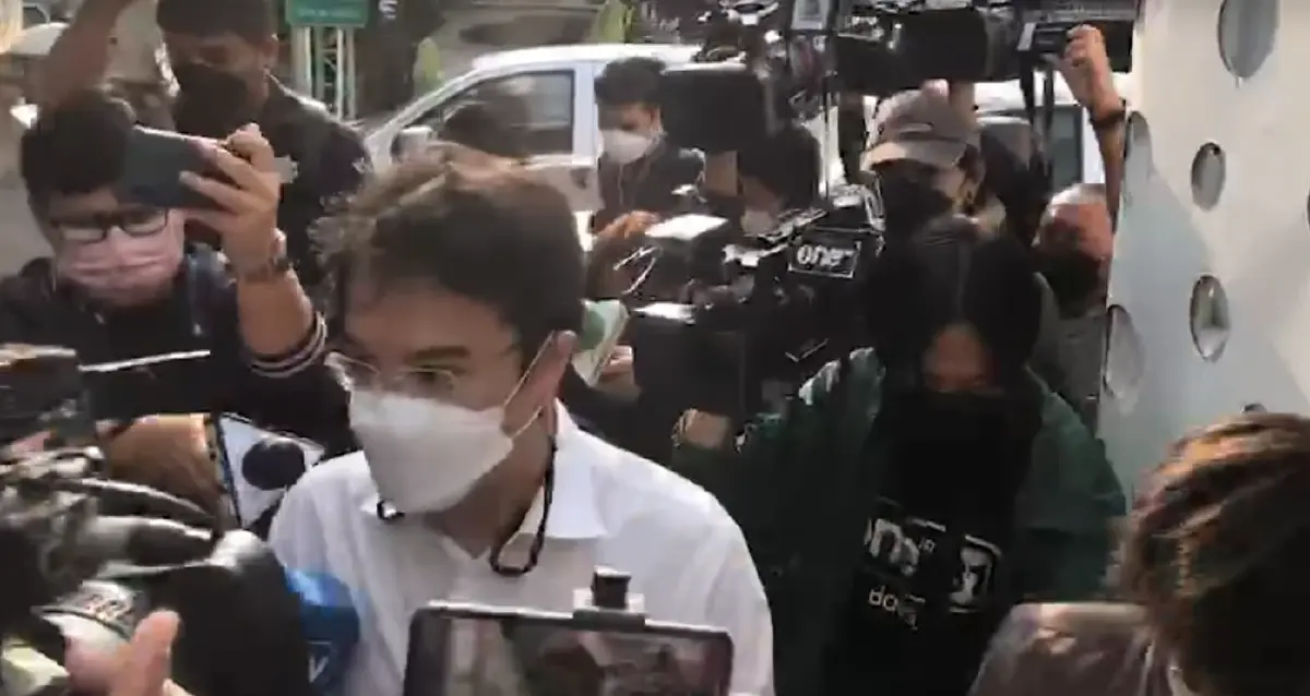 ตร.ยื่นฝากขัง "ปริญญ์" คดี "ลวนลาม-ขืนใจ" ปัดตอบยัดเงินเหยื่อสาว