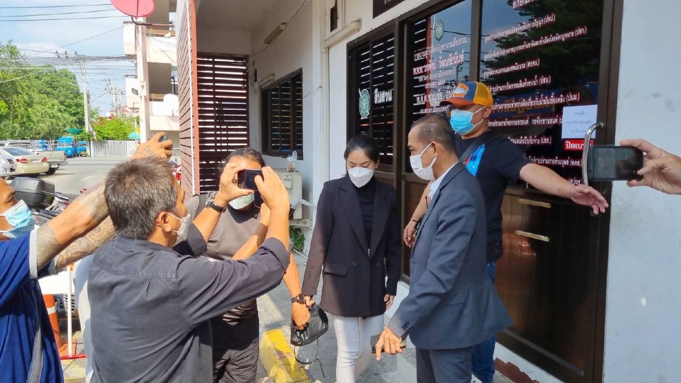 “พ่อกระติก” ติดโควิด หลังกลับจากพาลูกสาวรับทราบข้อกล่าวหาที่สภ.นนท์