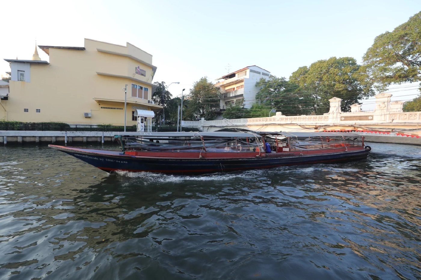 ผู้ให้บริการ "เรือแสนแสบ" แจ้งหยุดช่วงสงกรานต์ 13-17 เม.ย.นี้