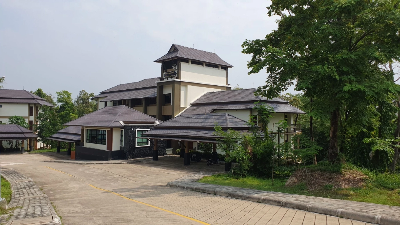 กรมธนารักษ์ตรวจรับบ้านพักข้าราชการศาลอุทธรณ์ภาค 5 หรือหมู่บ้านป่าแหว่ง