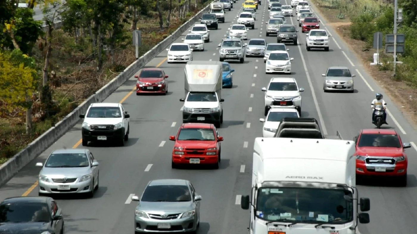 ตำรวจทางหลวง ประกาศ 7 เส้นทาง ห้ามรถสิบล้อวิ่งช่วงสงกรานต์ เริ่ม 12 เม.ย.นี้