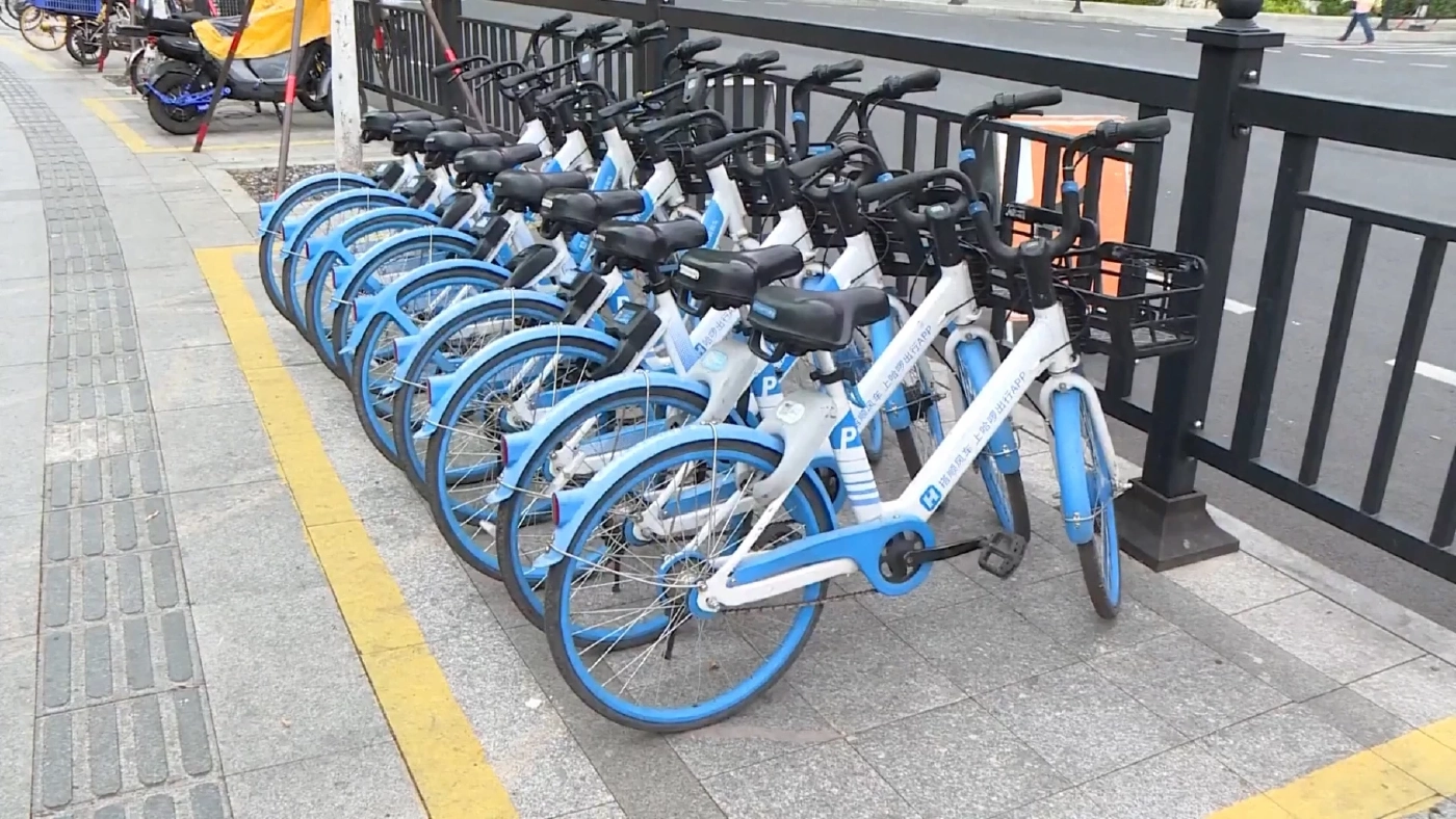 จีนมอบจักรยานเช่าให้นักเรียนในพื้นที่ห่างไกลในกัมพูชา (คลิป)