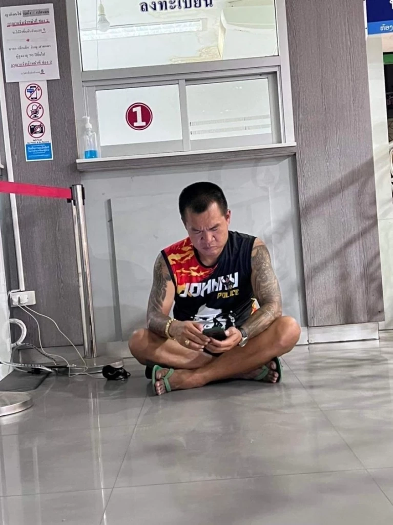 “หมอขอบ่น” เปิดแชตลับแฉความวีไอพี "จอนนี่มือปราบ"