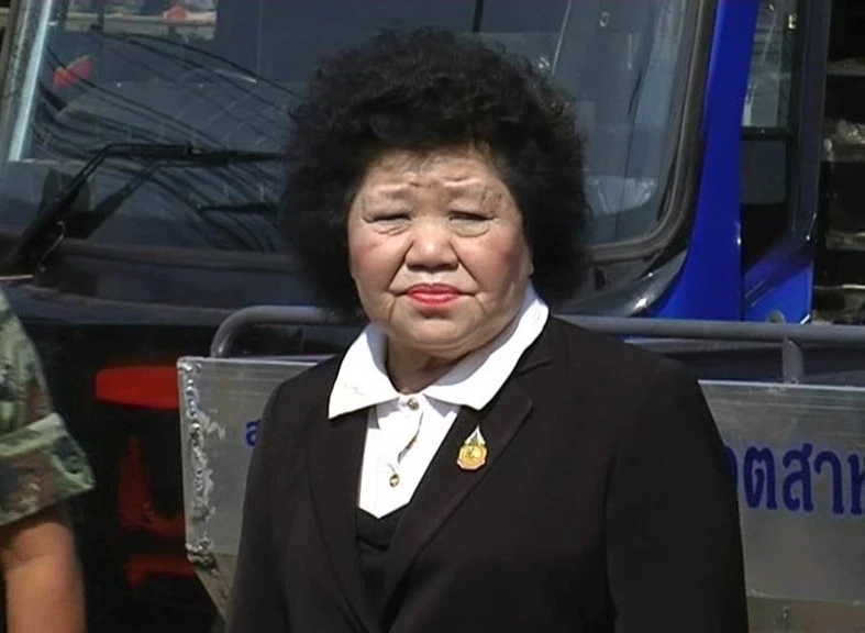 นางสุจินดา เชิดชัย หรือ เจ๊เกียว นายกสมาคมผู้ประกอบการรถร่วมโดยสาร บขส.และเจ้าของอู่เชิดชัย