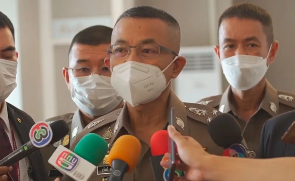 พล.ต.อ.สุวัฒน์  แจ้งยอดสุข  ผู้บัญชาการตำรวจแห่งชาติ