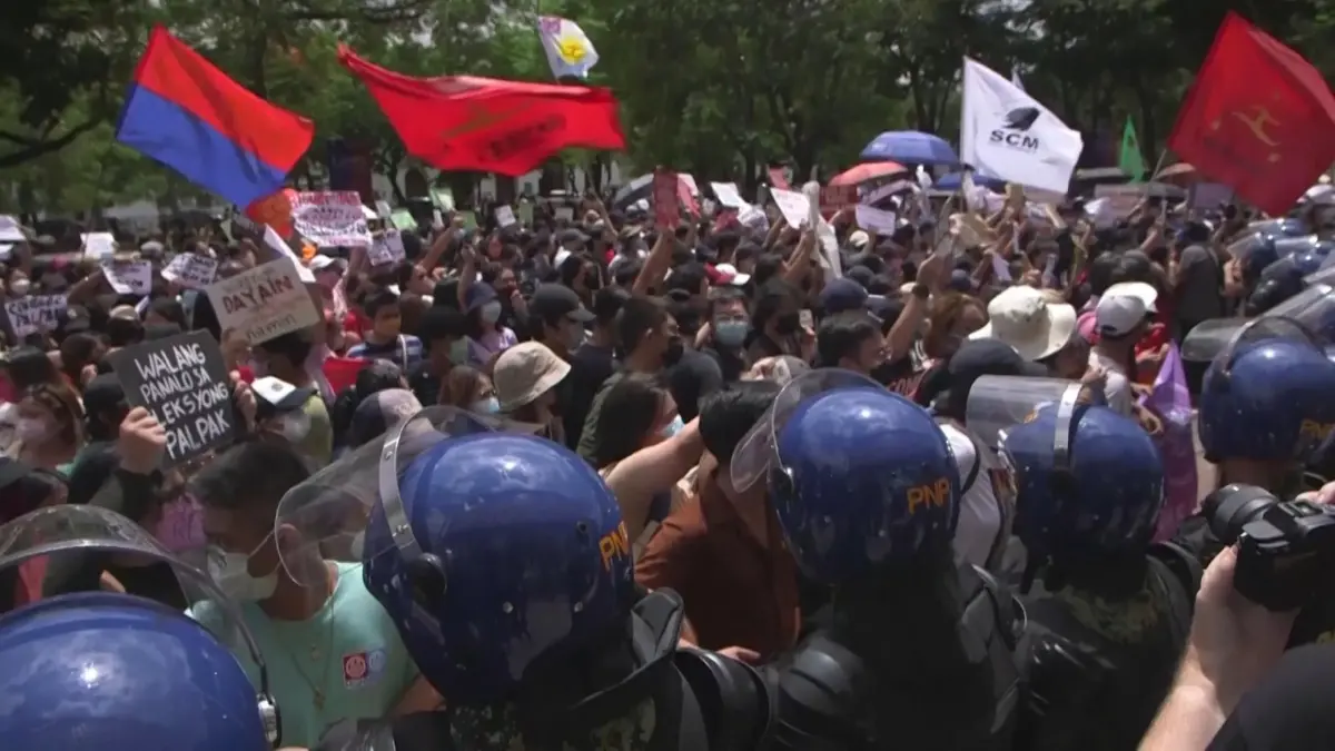 ชาวฟิลิปปินส์ประท้วงผลเลือกตั้ง-กกต.ไม่ตัดสิทธิบองบอง