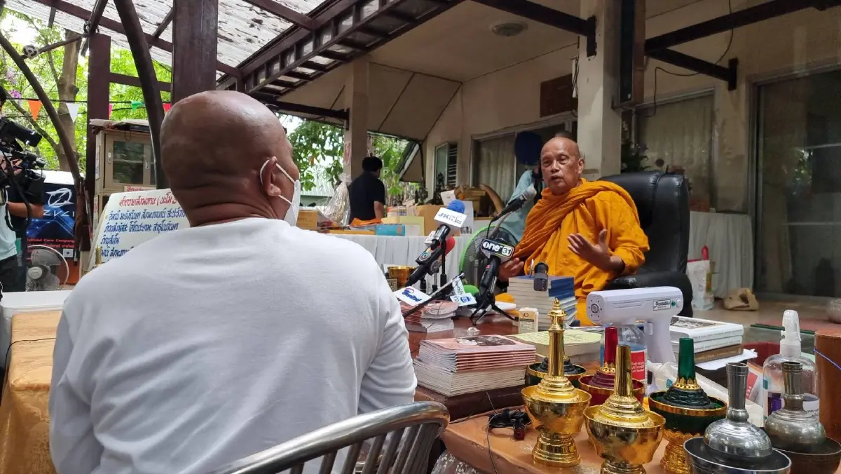 "หมอปลา" พบ "พระพยอม" วอนจัดการพระนอกรีต เปรียบเหมือนขยะ