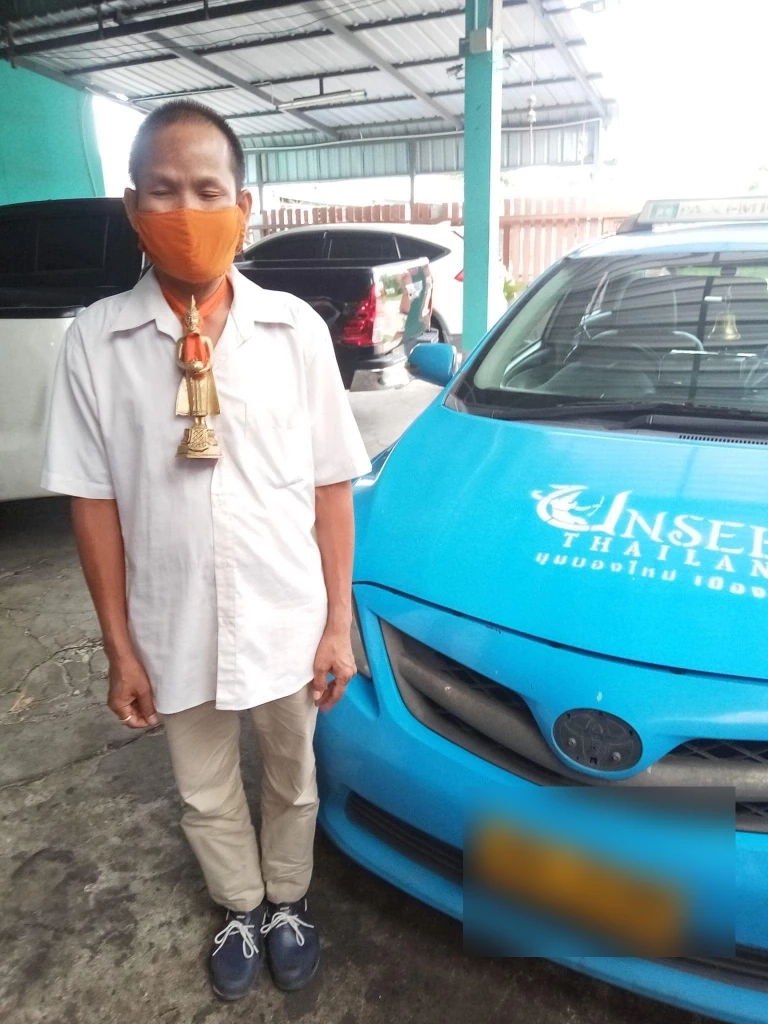 แห่แชร์ หนุ่มแท็กซี่ ห้อยพระใหญ่เบิ้ม  เผยแคล้วคลาดตำรวจไม่เคยจับ