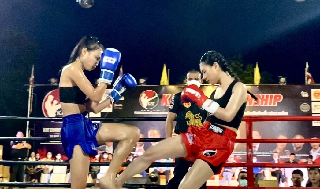 &quot;เจ้าชายฟาฮัด&quot; แห่งซาอุฯ ปลื้ม &quot;มวยไทย&quot; อยากฝึกให้ทหารรบพิเศษ 