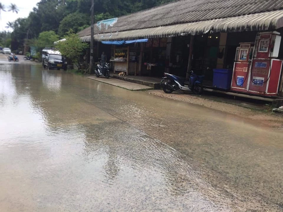 ปภ.เตือน ประจวบฯ ชุมพร สุราษฎร์ฯ นครศรีฯ เฝ้าระวังน้ำท่วมฉับพลัน