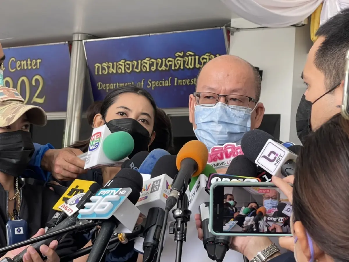 นายอัจฉริยะ เรืองรัตนพงศ์ ประธานชมรมช่วยเหลือเหยื่ออาชญากรรม