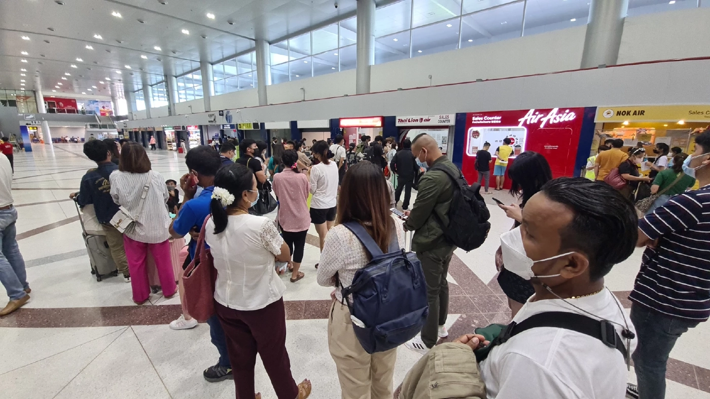 เครื่องบินยางแตก ทำการบินพาณิชย์สนามบินอุบลฯ ยกเลิก 9 เที่ยวบินวันนี้