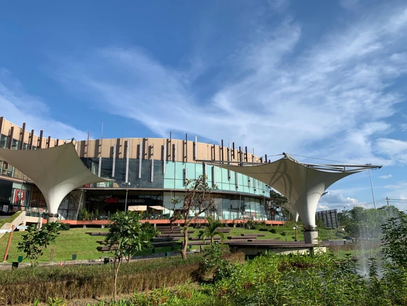 ศูนย์การค้าพรอมเมนาดา เชียงใหม่ 