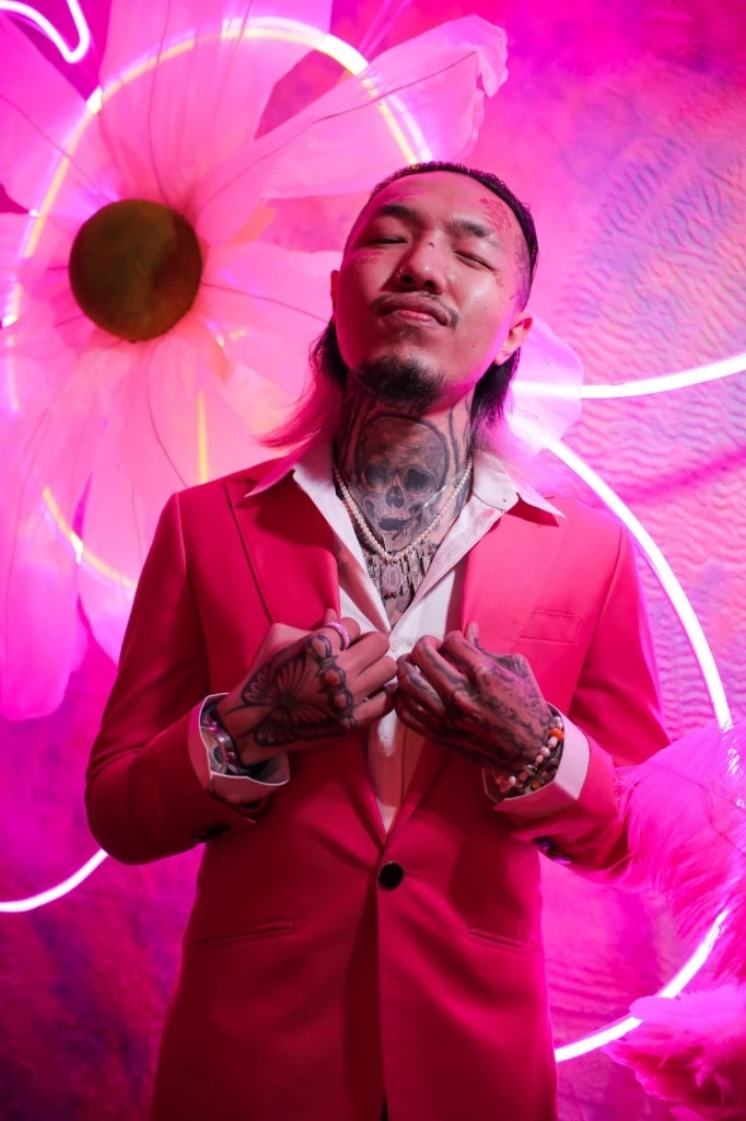 เก็บตกภาพฉลองมงคลสมรส  ปณต เก็ตสึโนวา - เนะ อโณทัย คนดังร่วมงานเพียบ